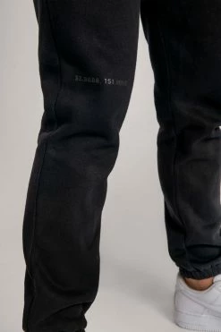 QNG Charlie Unisex Cosy Jogger - Black 40 QNG Charlie Unisex Cosy Jogger - Black