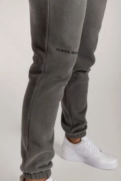 QNG Charlie Unisex Cosy Jogger - Charcoal