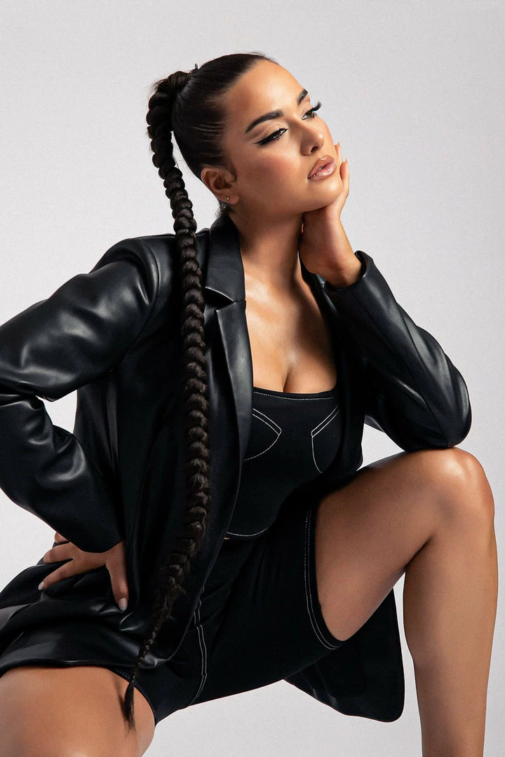 ROM Elsie Sleeveless Contrast Stitch Bustier Top - Black 17 ROM Elsie Sleeveless Contrast Stitch Bustier Top - Black