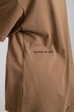 QNG Sloane Unisex Oversized T-Shirt - Mocha 30 QNG Sloane Unisex Oversized T-Shirt - Mocha