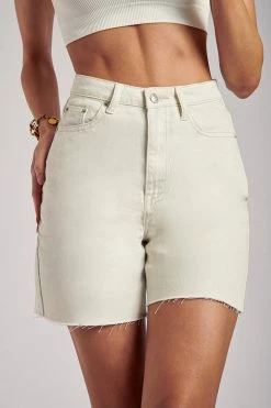 EMS Kirra Raw Hem Longline Boyfriend Shorts - Ecru