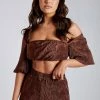 WNT Cyra Pleated Crop Sleeve Top- Chocolate
