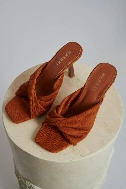 LFS Aggie Textured Fabric Mules - Spice