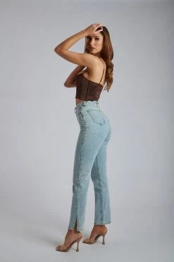 QNG Lake Lace Cami Crop Top - Chocolate All Tops 21 QNG Lake Lace Cami Crop Top - Chocolate All Tops