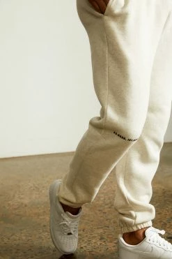 QNG Two Piece Sets Charlie Unisex Cosy Jogger - Snow Marle