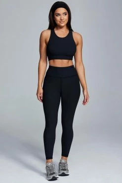 HNG Kenia Ribbed Halter Sports Bra - Black 13 HNG Kenia Ribbed Halter Sports Bra - Black