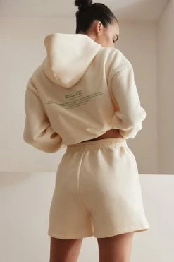 QNG Sweaters & Hoodies Parker Oversized Fleeceback Track Short - Marshmallow