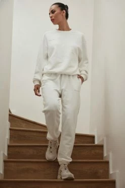 QNG Jesy Loopback Oversized Jogger - White Sweaters & Hoodies 15 QNG Jesy Loopback Oversized Jogger - White Sweaters & Hoodies