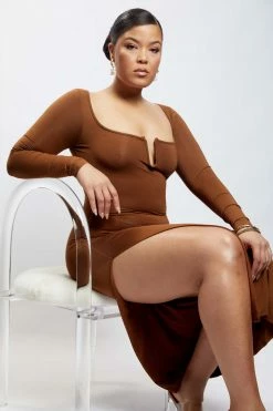 ROM DRESSES Mya Long Sleeve Midi Dress - Chocolate