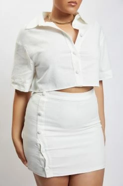 QNG All Tops Maja Button Up Cropped Linen Shirt - White 16 QNG All Tops Maja Button Up Cropped Linen Shirt - White