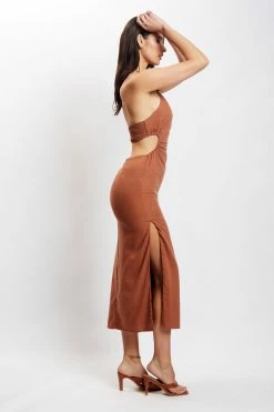 QNG DRESSES Athena Halter Neck Cut Out Linen Midi Dress - Brown 14 QNG DRESSES Athena Halter Neck Cut Out Linen Midi Dress - Brown