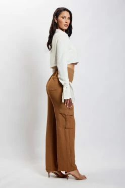 QNG Issy Cropped Shirt - Ivory All Tops 9 QNG Issy Cropped Shirt - Ivory All Tops