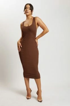 ROM Leigh Ribbed Low Back Midi Dress - Chocolate 8 ROM Leigh Ribbed Low Back Midi Dress - Chocolate