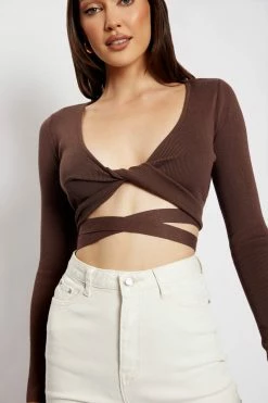 EMS Arzu Wrap Long Sleeve Crop - Chocolate 17 EMS Arzu Wrap Long Sleeve Crop - Chocolate