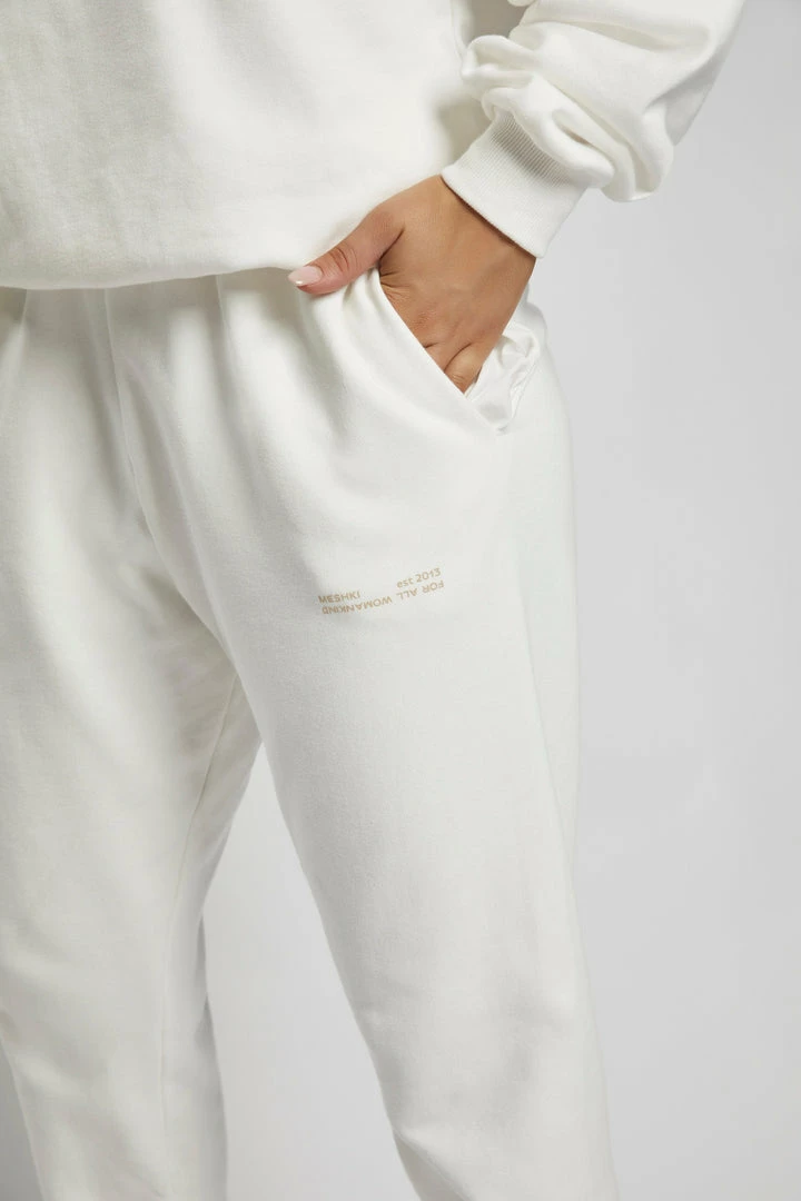 QNG Jesy Loopback Oversized Jogger - White Sweaters & Hoodies 9 QNG Jesy Loopback Oversized Jogger - White Sweaters & Hoodies