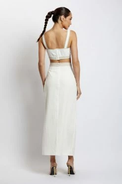 WNT All Tops Zinnia Contrast Binding Linen Crop Top - White