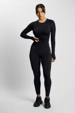 MGH Venus V Back Leggings - Black Activewear Bottoms