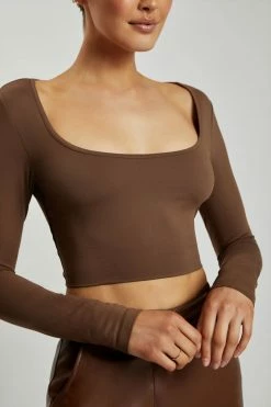 WXI Lana Scoop Long Sleeve Scoop Neck Crop - Chocolate