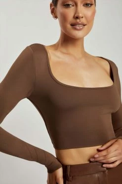 WXI Lana Scoop Long Sleeve Scoop Neck Crop - Chocolate