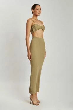 ROM Two Piece Sets Roxie V Waistband Maxi Skirt - Green 14 ROM Two Piece Sets Roxie V Waistband Maxi Skirt - Green