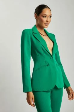 WNT Helda Fitted Cinched Waist Blazer - Bottle Green Desk To Dinner