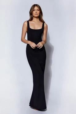 WXI DRESSES Aubree Fishtail Maxi Dress - Black