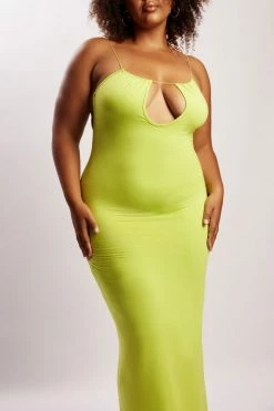 WXI DRESSES Kirsty Strappy Circle Cutout Maxi Dress - Apple