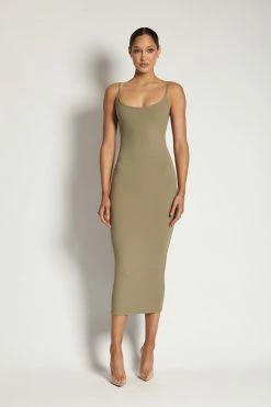 ROM DRESSES Alexis Ribbed Cami Midi Dress - Moss