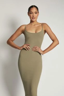 ROM DRESSES Alexis Ribbed Cami Midi Dress - Moss