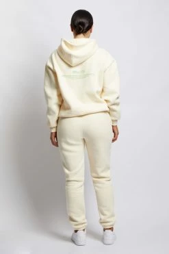 QNG Camille Oversized Fleeceback Jogger - Marshmallow