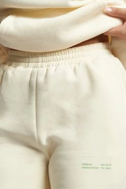 QNG Camille Oversized Fleeceback Jogger - Marshmallow