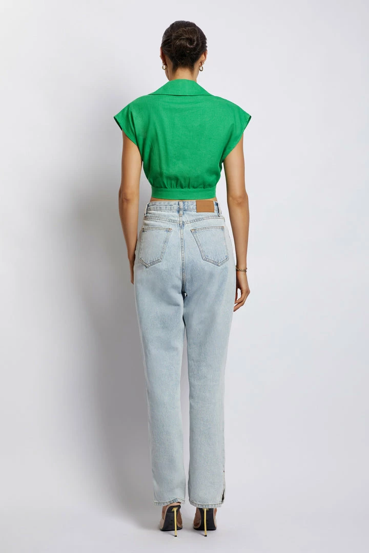 WNT All Tops Tegan Twist Front Grow On Sleeve Linen Crop Top - Green 2 WNT All Tops Tegan Twist Front Grow On Sleeve Linen Crop Top - Green