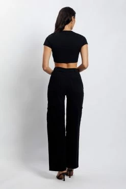 QNG All Bottoms Evangeline Pocket Detail Cargo Pants - Black 12 QNG All Bottoms Evangeline Pocket Detail Cargo Pants - Black