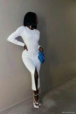 EMS DRESSES Nada Pintuck Detail Knitted Midi Dress - White